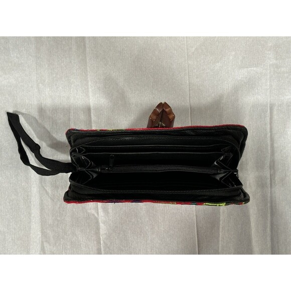 Red Mexican Floral Embroidered Wallet - Picture 3 of 3